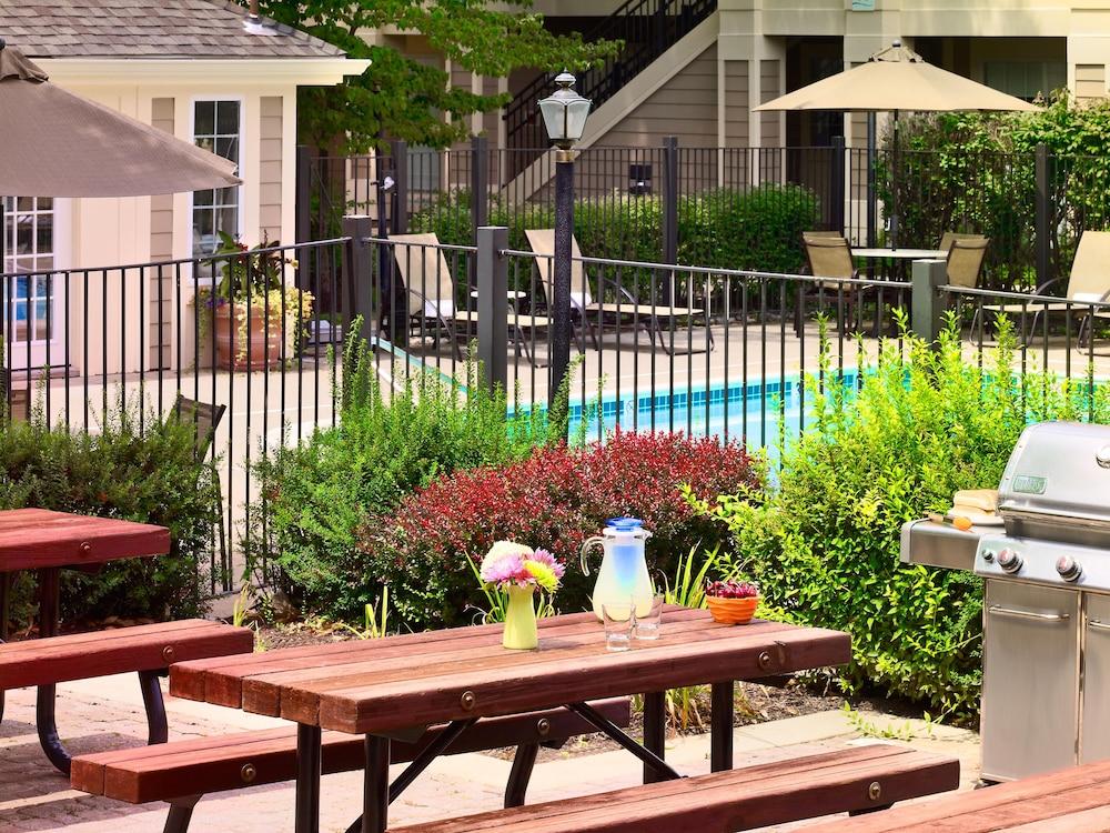 Avia On Mays Landing Somers Point Exterior photo