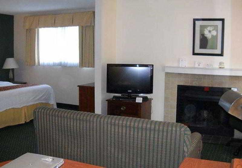 Avia On Mays Landing Somers Point Room photo